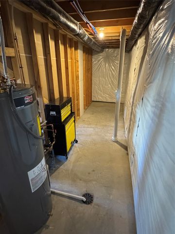 7913 SE 1st Court, Des Moines, IA 50320