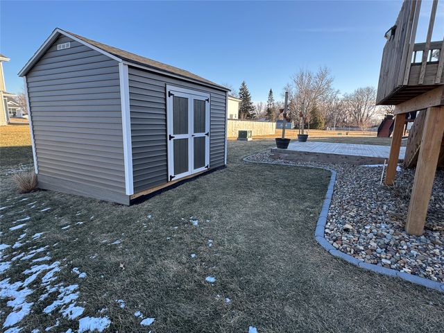 7913 SE 1st Court, Des Moines, IA 50320