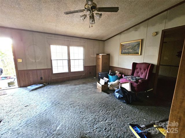 206 Benjamin Drive, Dallas, NC 28034