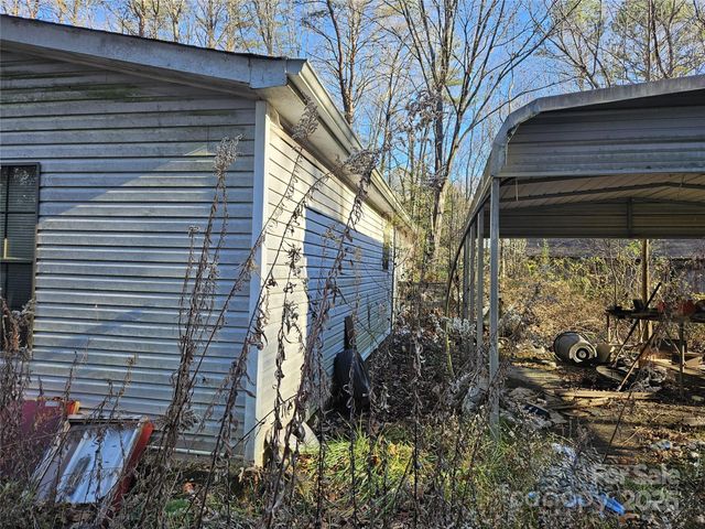 206 Benjamin Drive, Dallas, NC 28034