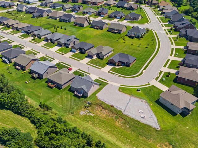 639 Four Winds Drive, Richmond, KY 40475