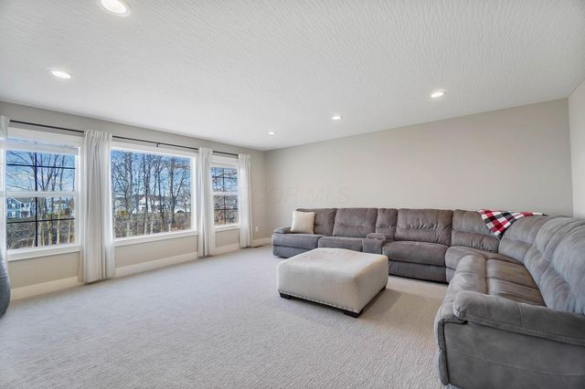 10583 Ash Grove Court, Plain City, OH 43064