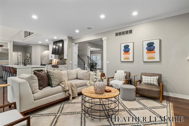 1695 Flowers Mill Drive, Grand Rapids, MI 49525