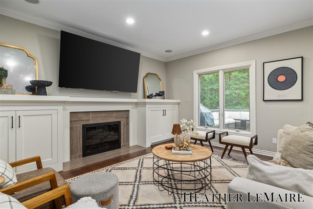 1695 Flowers Mill Drive, Grand Rapids, MI 49525