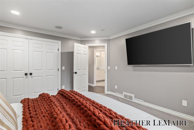 1695 Flowers Mill Drive, Grand Rapids, MI 49525