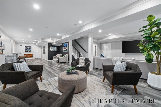1695 Flowers Mill Drive, Grand Rapids, MI 49525