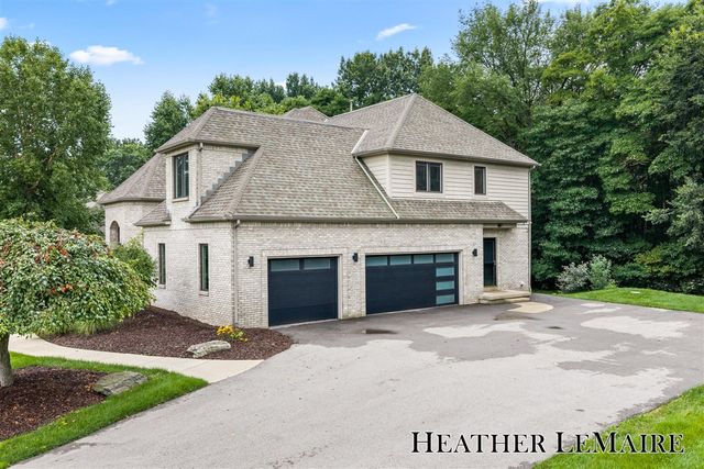 1695 Flowers Mill Drive, Grand Rapids, MI 49525