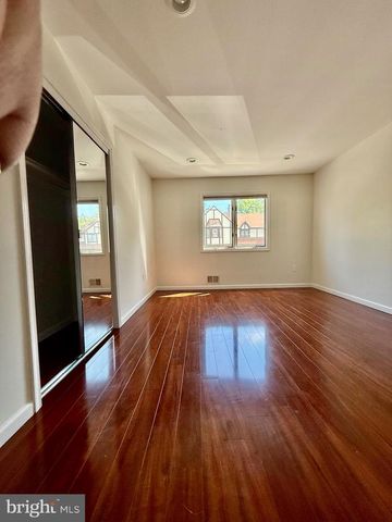 3 CAMBRIDGE DR, Ewing, NJ 08628