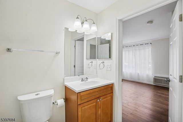 17 Norwich Pl 17, Franklin Twp., NJ 08873