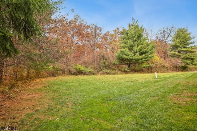 17 Norwich Pl 17, Franklin Twp., NJ 08873