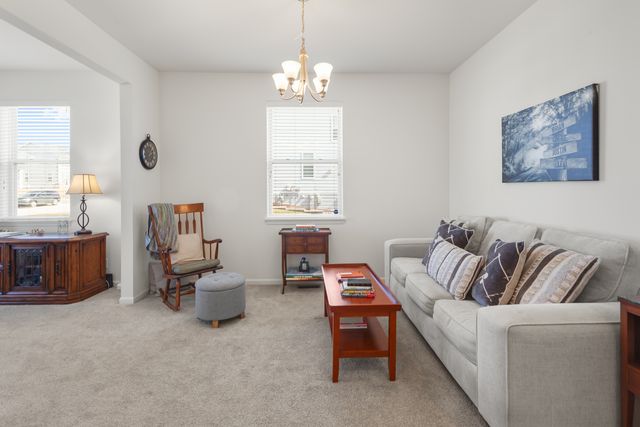 443 Zachary Drive, Hampshire, IL 60140