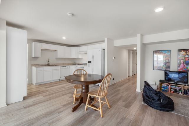 443 Zachary Drive, Hampshire, IL 60140