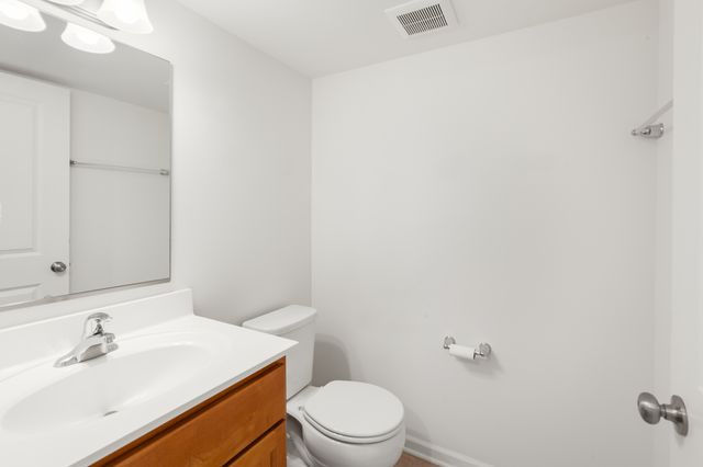 443 Zachary Drive, Hampshire, IL 60140