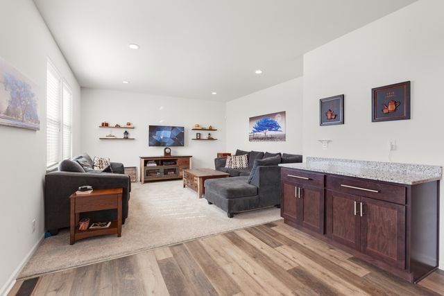 443 Zachary Drive, Hampshire, IL 60140