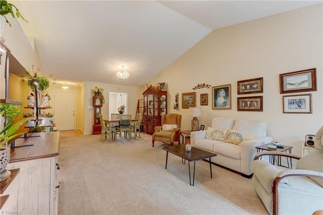 3027 Maple Avenue, Burlington, NC 27215
