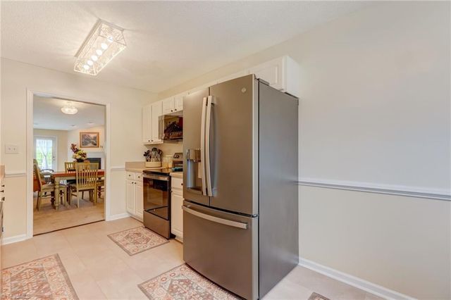 3027 Maple Avenue, Burlington, NC 27215