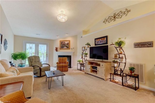 3027 Maple Avenue, Burlington, NC 27215