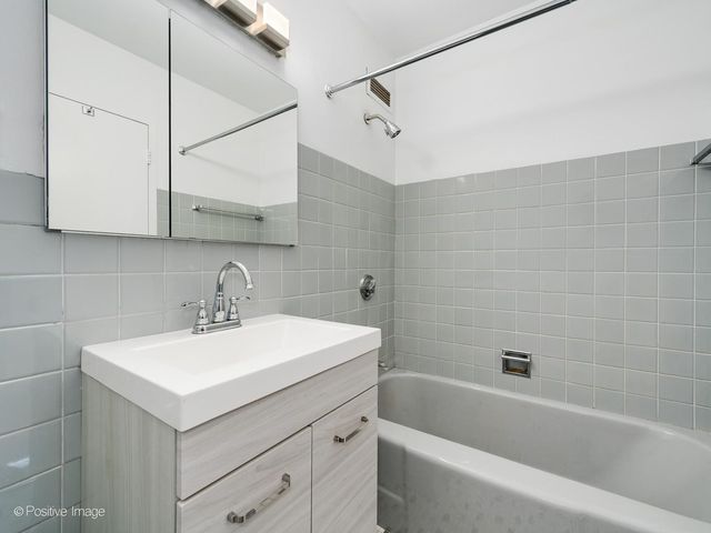 1150 N Lake Shore Drive 13L, Chicago, IL 60611