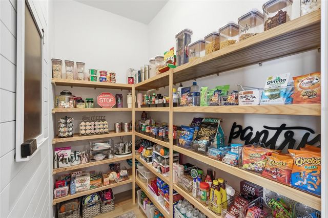 340 MARAVIYA BOULEVARD, Nokomis, FL 34275