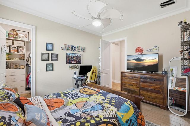 340 MARAVIYA BOULEVARD, Nokomis, FL 34275