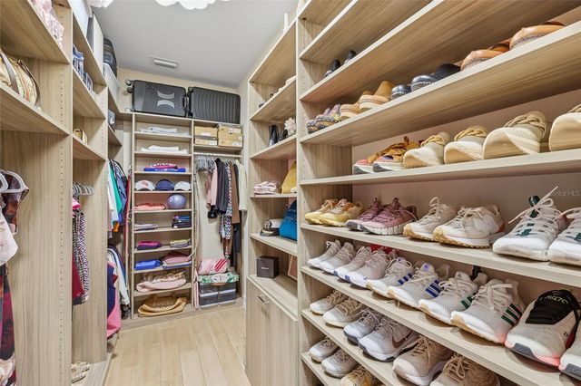 340 MARAVIYA BOULEVARD, Nokomis, FL 34275