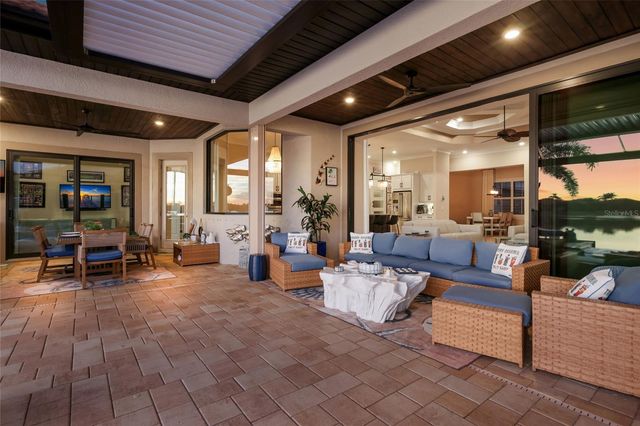 340 MARAVIYA BOULEVARD, Nokomis, FL 34275