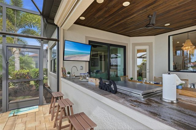 340 MARAVIYA BOULEVARD, Nokomis, FL 34275