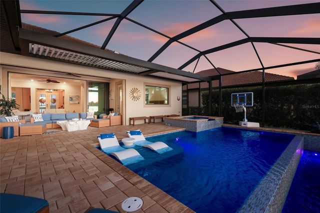 340 MARAVIYA BOULEVARD, Nokomis, FL 34275