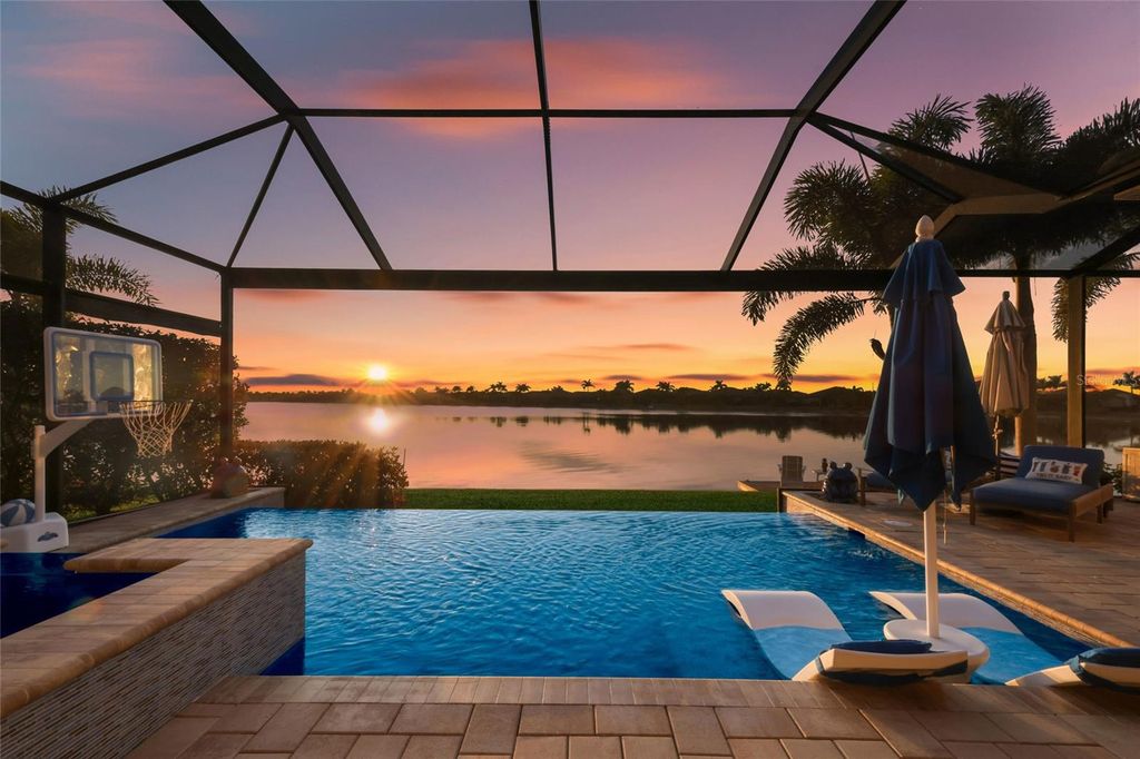 340 MARAVIYA BOULEVARD, Nokomis, FL 34275