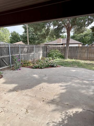 8205 LAREDO Trail, Amarillo, TX 79110