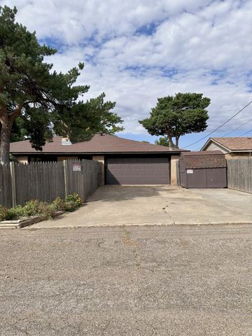 8205 LAREDO Trail, Amarillo, TX 79110