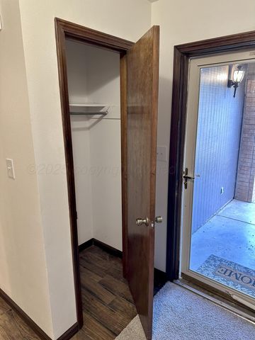 8205 LAREDO Trail, Amarillo, TX 79110