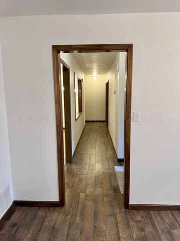 8205 LAREDO Trail, Amarillo, TX 79110