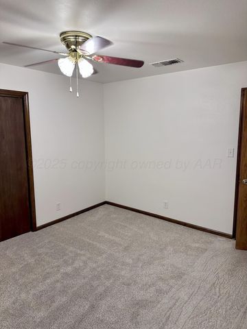 8205 LAREDO Trail, Amarillo, TX 79110