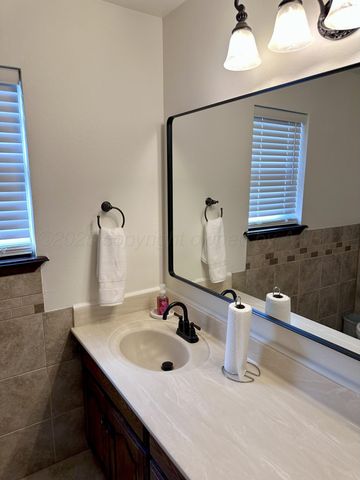 8205 LAREDO Trail, Amarillo, TX 79110