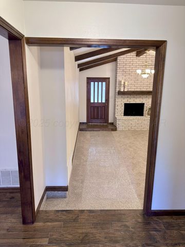 8205 LAREDO Trail, Amarillo, TX 79110