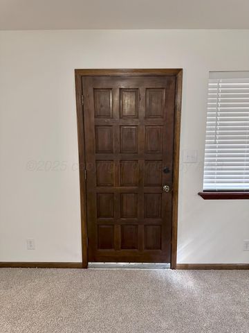 8205 LAREDO Trail, Amarillo, TX 79110