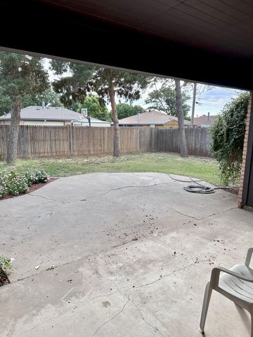 8205 LAREDO Trail, Amarillo, TX 79110