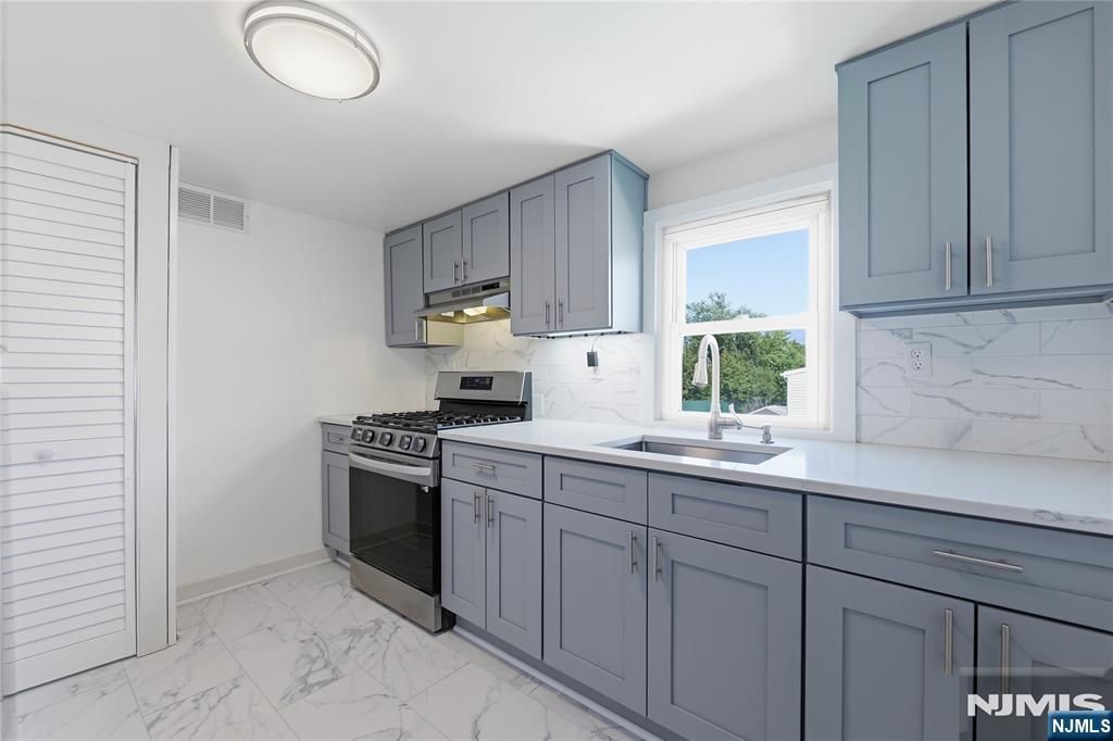 76 Schuyler Avenue 2, North Arlington, NJ 07031