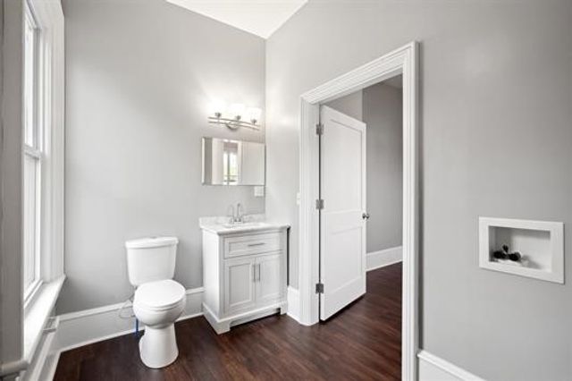 611 3rd Avenue NE, Independence, IA 50644