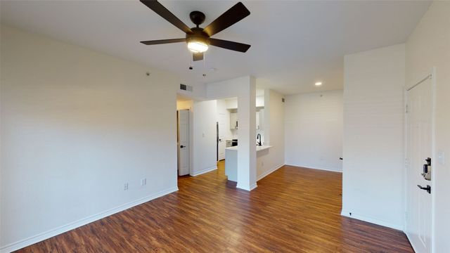1600 N 9th Street B1R, Midlothian, TX 76065
