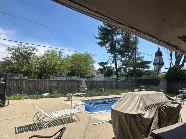 7121 Laurel Drive, Indianapolis, IN 46227