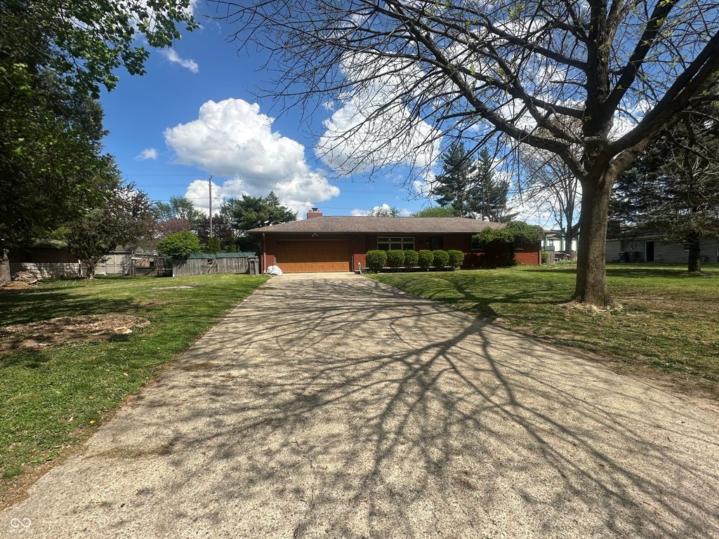 7121 Laurel Drive, Indianapolis, IN 46227