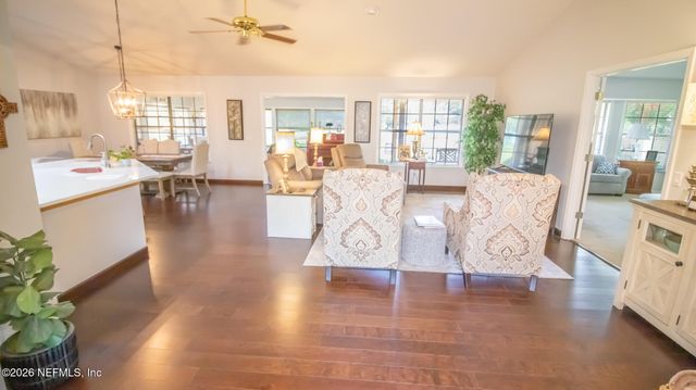 4660 SE 3RD Place, Keystone Heights, FL 32656