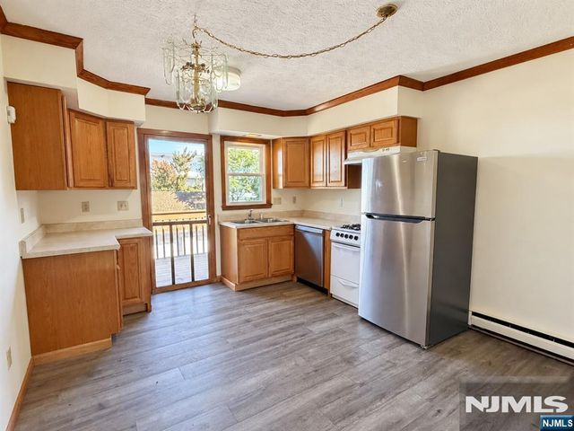 51 Sheffield Avenue B, Englewood, NJ 07631