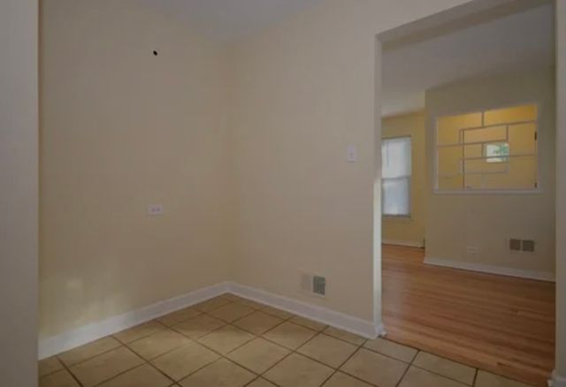 144 E Quincy Street, Riverside, IL 60546