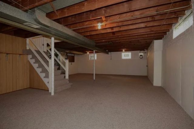 144 E Quincy Street, Riverside, IL 60546