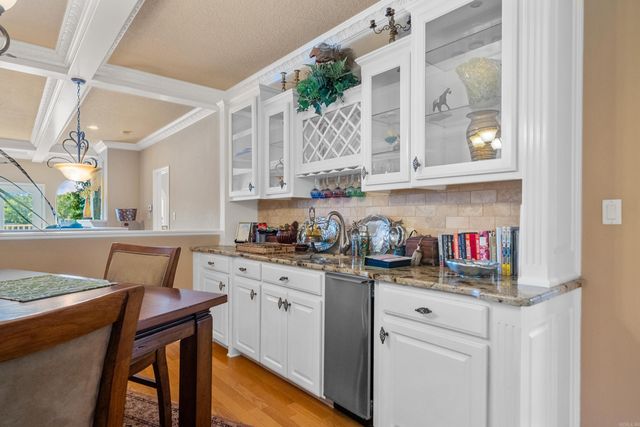 1380 Airport Rd Apt C2, Hot Springs, AR 71913