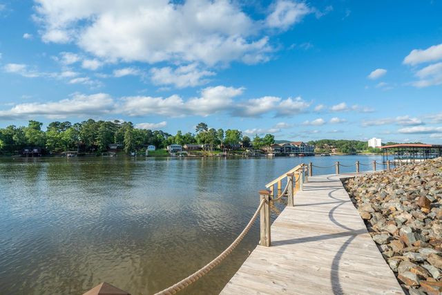 1380 Airport Rd Apt C2, Hot Springs, AR 71913