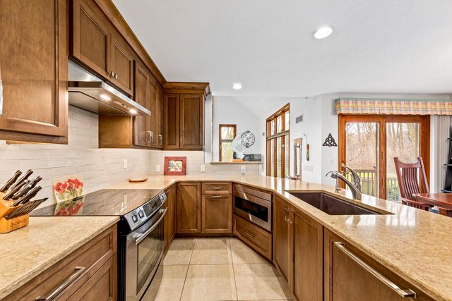 18875 Black Forest DRIVE, Brookfield, WI 53045